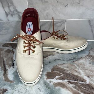 US Sports Beige Canvas Deck Shoes Sneakers Faux Leather Laces Size 8